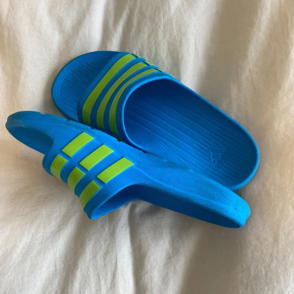 Adidas Youth Kids‎ Sandals Slides For Summer Boys Size 3 - Picture 9 of 10